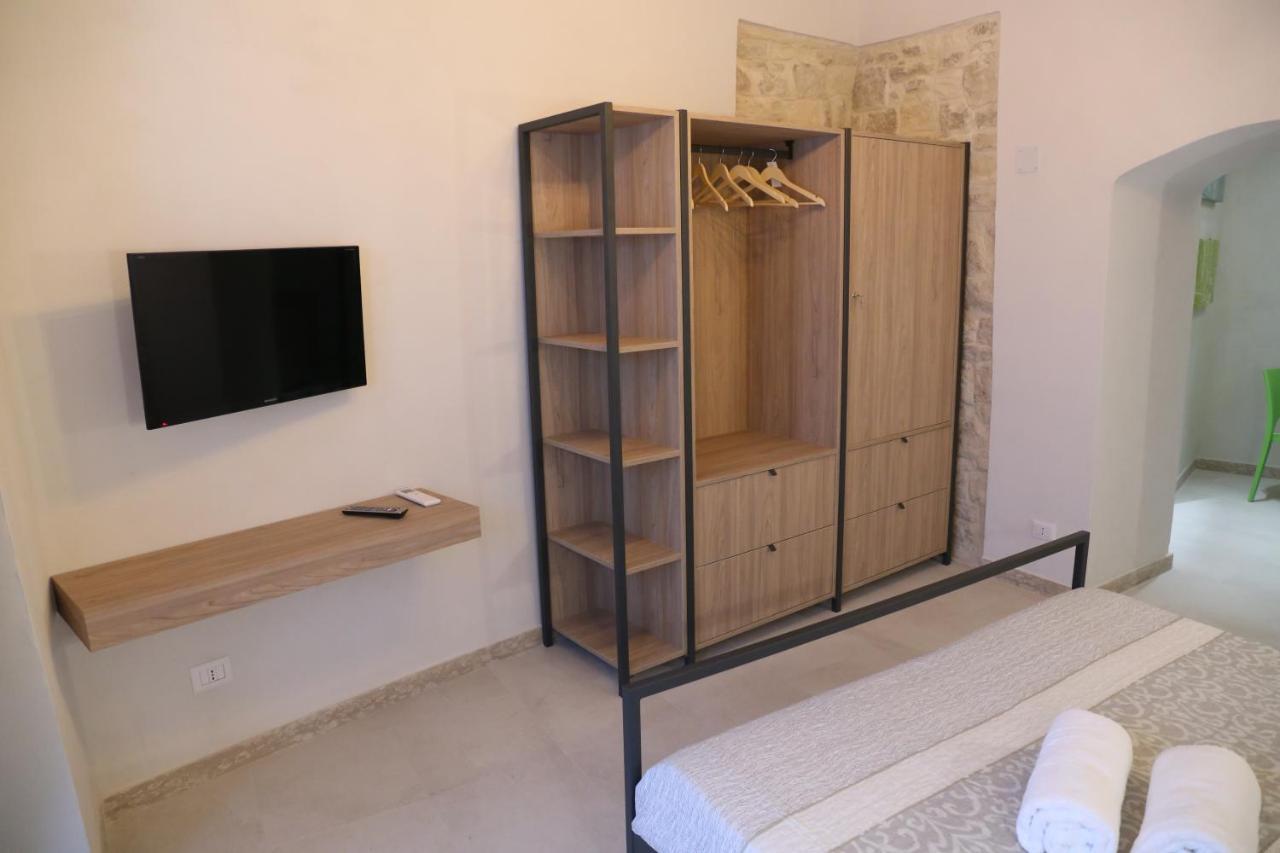 Bed and Breakfast Locus Pendinelli Trani Exterior foto
