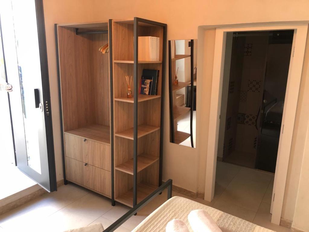Bed and Breakfast Locus Pendinelli Trani Exterior foto